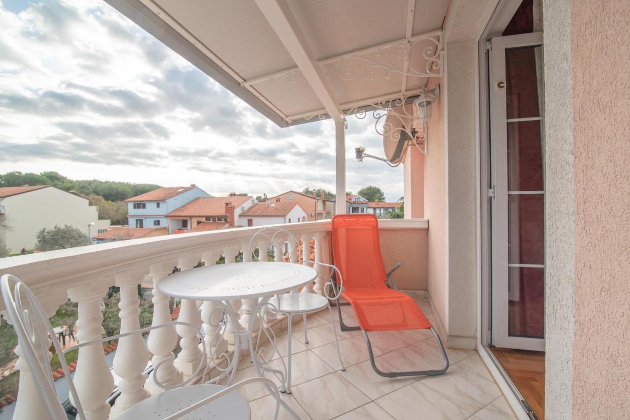 Hotel Villa Vera Fažana Exterior foto